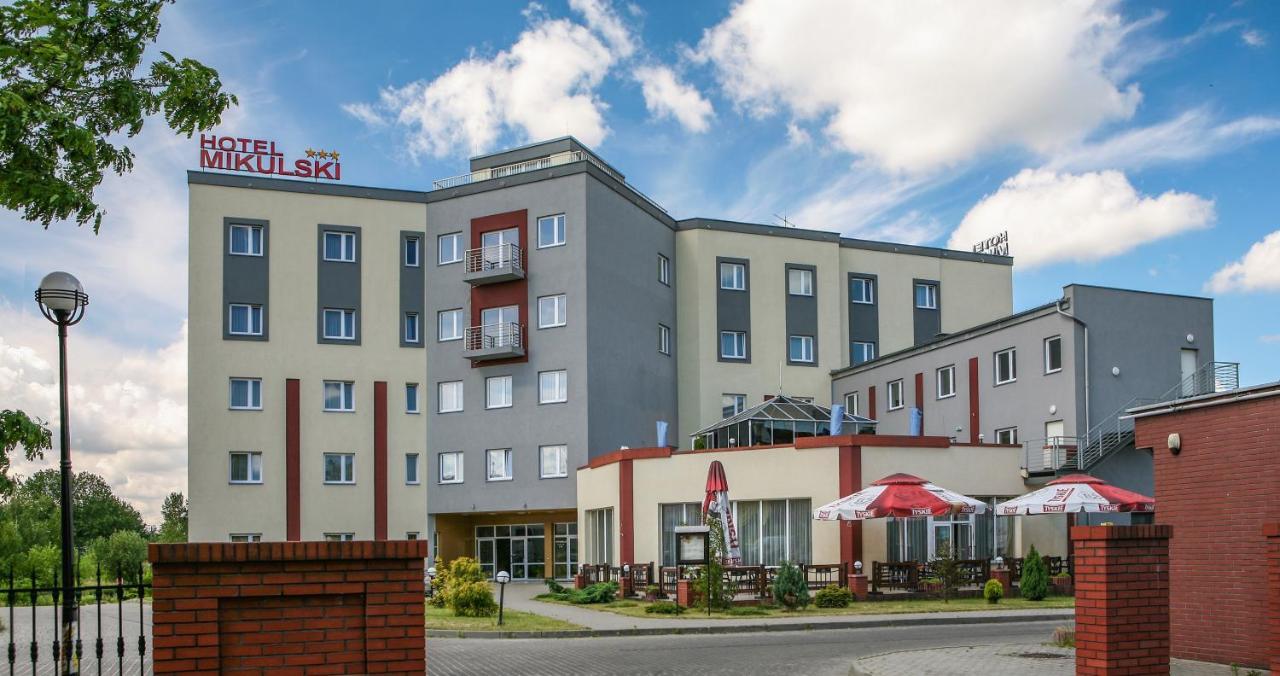 Hotel Mikulski Gliwice Bagian luar foto