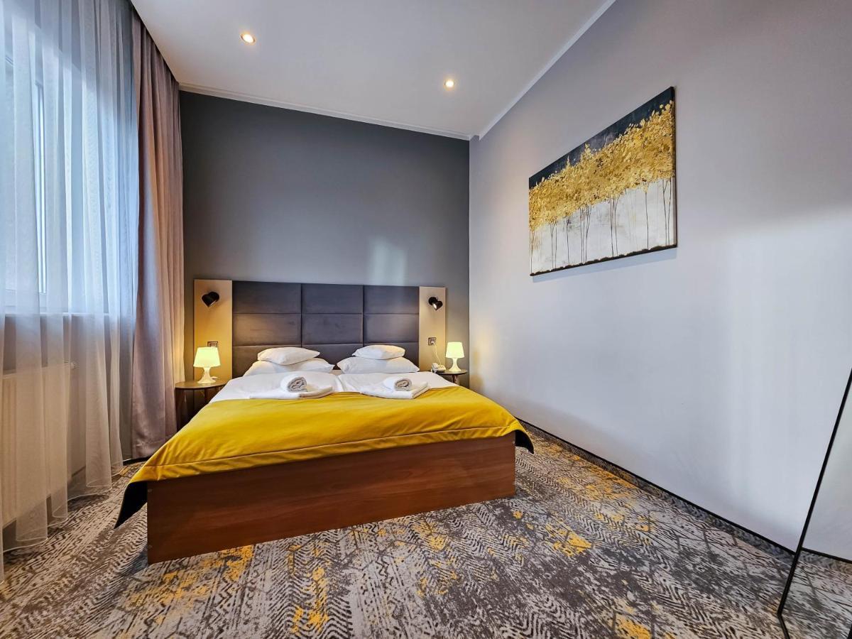 Hotel Mikulski Gliwice Bagian luar foto